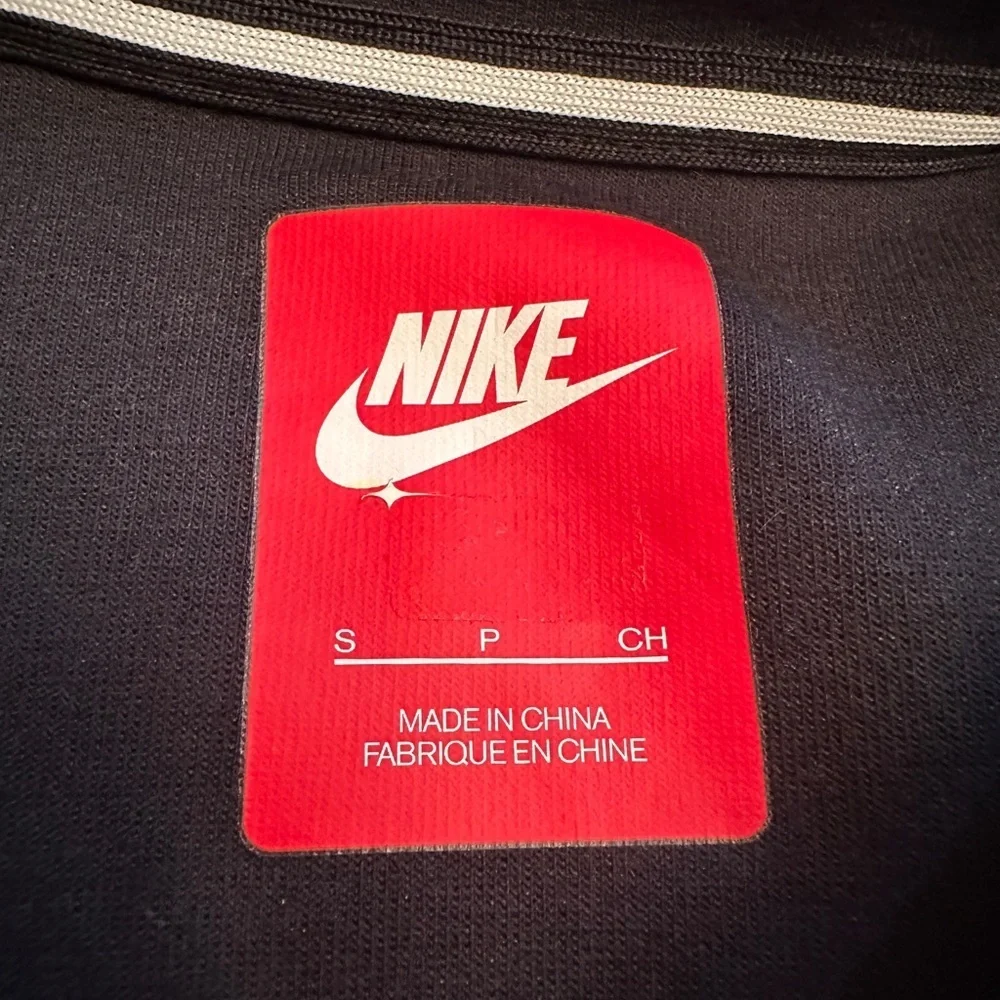 Nike‎ Tech Hoodie Kids Small Black Fleece Sweatshirt Jacket Full Zip $105 MSRP